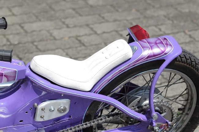 ホンダ「スーパーカブ」がベースとは思えない！ 世界のカスタム・カブ