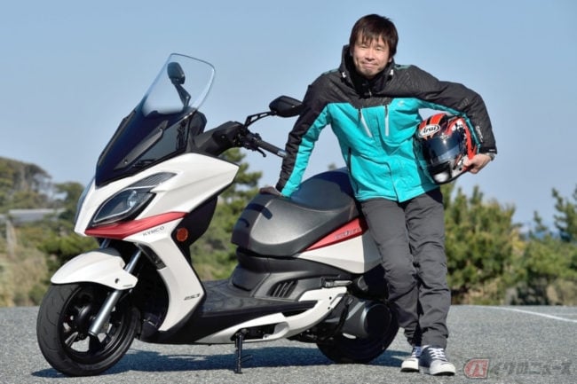 250スクーターでライバル車より20万円以上低価格!! 実用性抜群なキムコ「G-Dink250i」に注目 | バイクのニュース