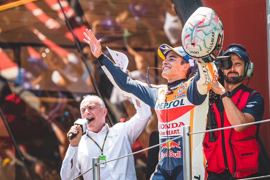 ラテン系には二輪レースが合っているのか スペイン人ライダードライバーが勝利した6月16日 バイクのニュース ラテン系には二輪レースが合っているのか スペイン人ライダードライバーが勝利した6月16日 バイクのニュース