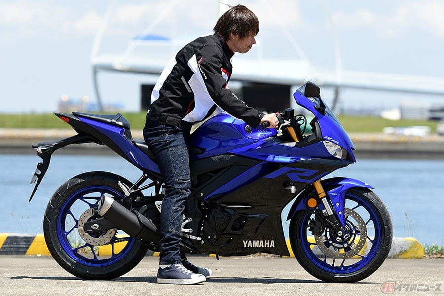 yzf-r3 フロントフォーク　曲がりなし yzf-r3 フロントフォーク 曲がりなし