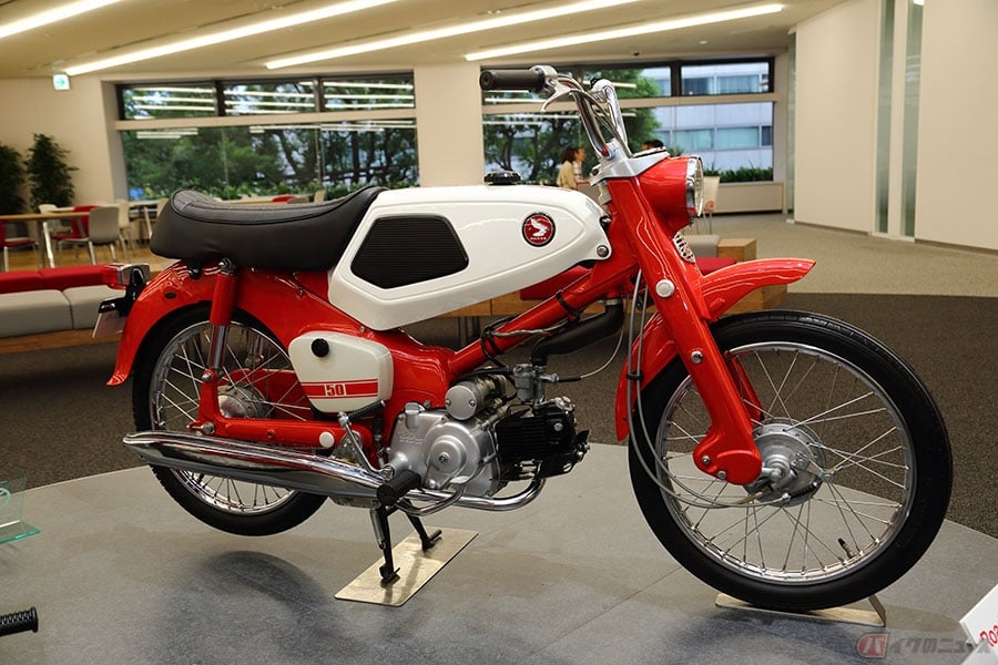 ホンダ スーパーカブ 売上回復の立役者 ベンリィss50 のテイストを取り入れた着せ替えキット ロードスター バイクのニュース
