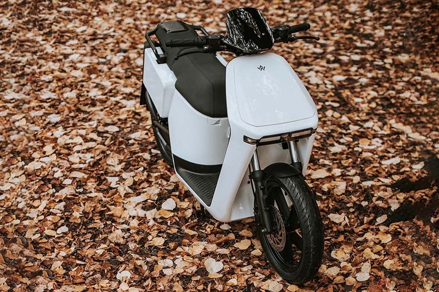 この性能はまさにwow 最大85km Hで走行可能な電動スクーターがイタリア Wow から登場 Eicma19事前情報 バイクのニュース