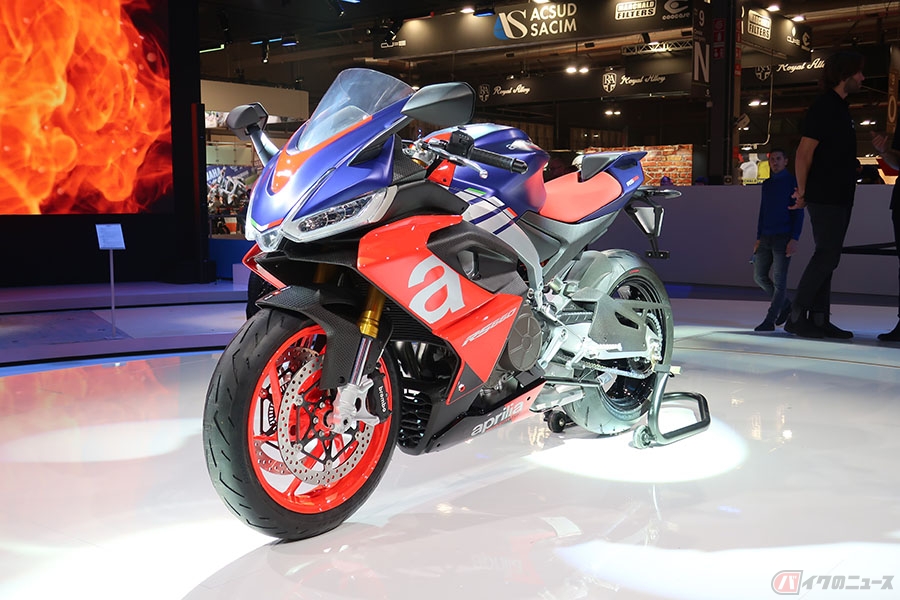 アプリリア Tuono 660コンセプト 登場 スタイリッシュなフェアリングを備えたネイキッドモデル Eicma19 バイクのニュース