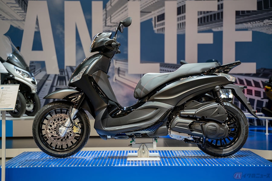 ピアッジオの人気者 ビバリー 新型モデル登場 中型スクーターに革命をもたらした大径ホイール スクーター バイクのニュース