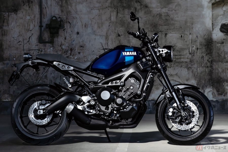 初期型rz250の黒外装を装備したヤマハのネオ レトロスポーツバイク Xsr900 を発見 バイクのニュース 初期型rz250の黒外装を装備したヤマハのネオ レトロスポーツバイク Xsr900 を発見 バイクのニュース