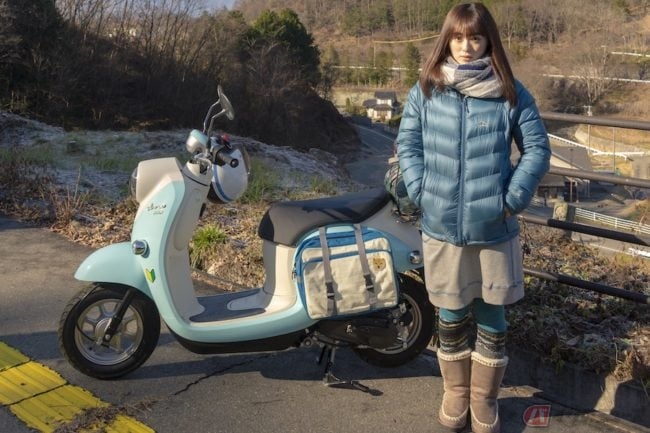 ヤマハが限定製作した 志摩リンのビーノ が登場するドラマ ゆるキャン 放送決定 バイクのニュース ヤマハが限定製作した 志摩リンのビーノ が登場するドラマ ゆるキャン 放送決定 バイクのニュース