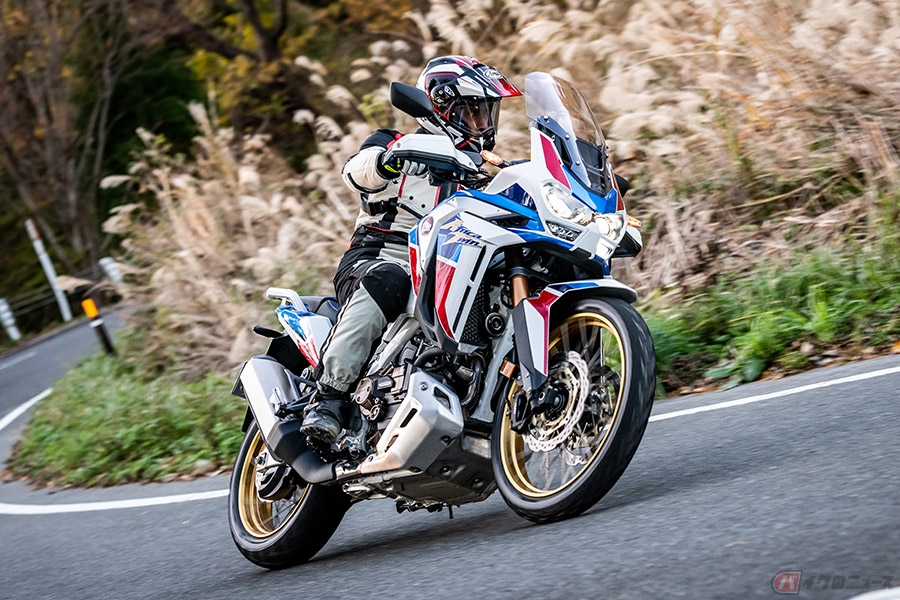 電子制御サスペンションとdctを搭載 ホンダの最新アドベンチャーバイクとは バイクのニュース