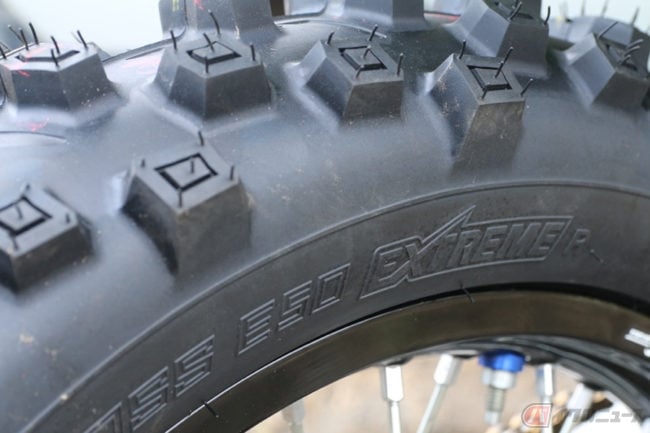 これが無ければ勝てない ハードエンデューロを支える ガミータイヤ とは バイクのニュース これが無ければ勝てない ハードエンデューロを支える ガミータイヤ とは バイクのニュース