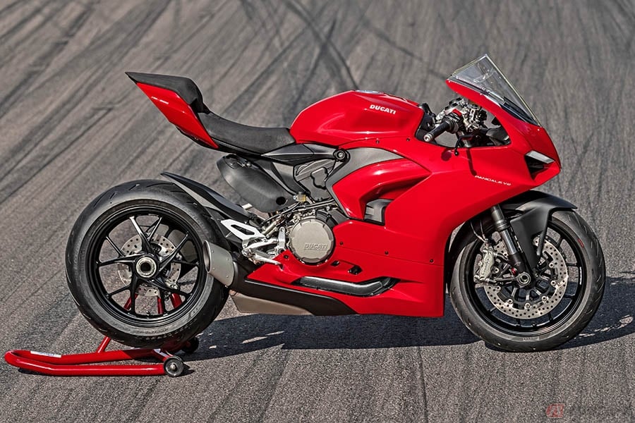 ドゥカティ新型 パニガーレv2 伝統のlツインを継承するスーパーミドルクラス バイクのニュース ドゥカティ新型 パニガーレv2 伝統のlツインを継承するスーパーミドルクラス バイクのニュース