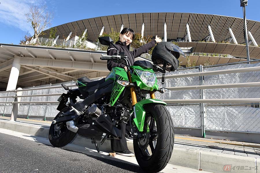 カワサキ「Z125 PRO」で新国立競技場散策! ちっちゃいマニュアル車は カワサキ「Z125 PRO」で新国立競技場散策! ちっちゃいマニュアル車は