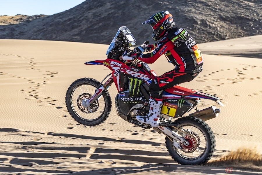 年ダカールラリー中東サウジアラビアで開幕 Monster Energy Honda Teamは総合優勝を狙う バイクのニュース