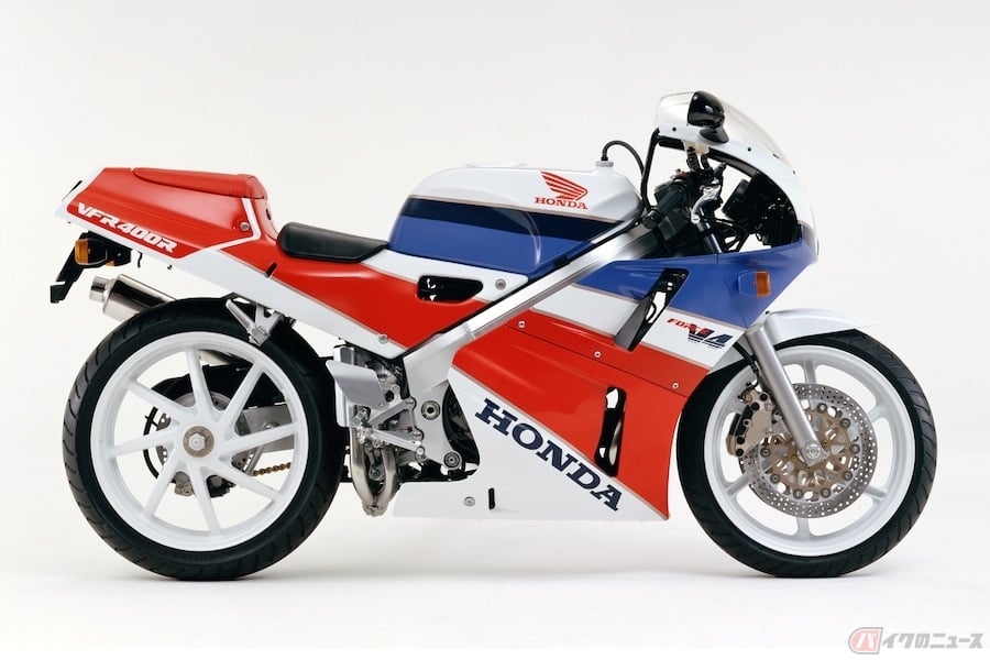 4サイクルレーサーレプリカの世界に一石を投じたスーパースポーツ ホンダvfr400r バイクのニュース