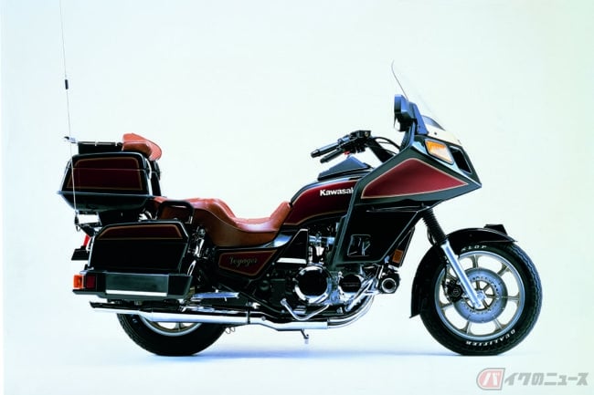 北斗の拳 登場バイクを考察 水も食料も物資もない 一九九x年 世紀末を疾走したバイクのベースモデルは バイクのニュース 北斗の拳 登場バイクを考察 水も食料も物資もない 一九九x年 世紀末を疾走したバイクのベースモデルは バイクのニュース