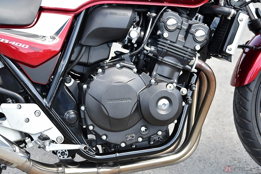 嗚呼 ホンダ Cb400スーパーフォア 日本2輪メーカーの400クラスでライバル不在となった4気筒エンジンに乗る バイクのニュース 嗚呼 ホンダ Cb400スーパーフォア 日本2輪メーカーの400クラスでライバル不在となった4気筒エンジンに乗る バイクのニュース