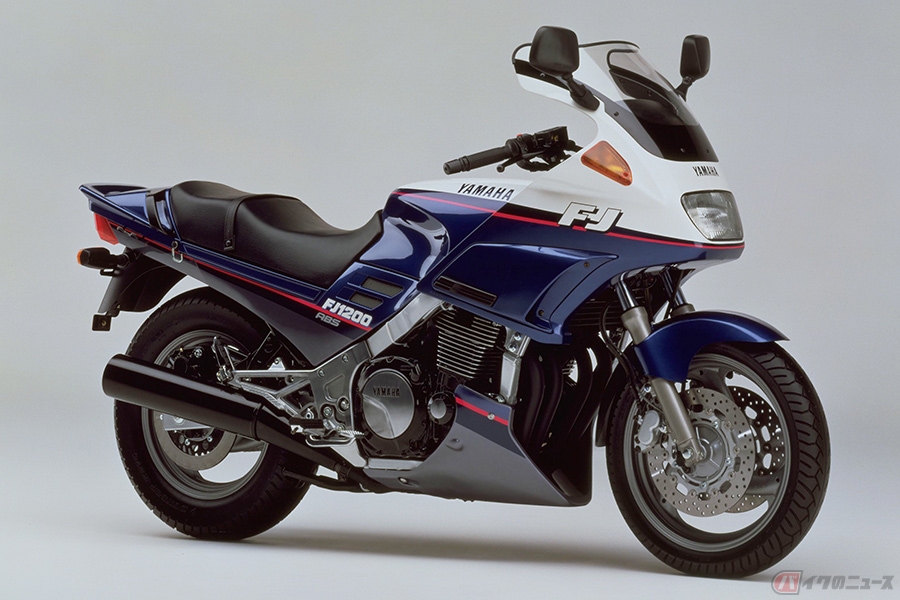 欧州で育まれたスポーツツアラー ヤマハ「FJR1300A」が1／12スケール