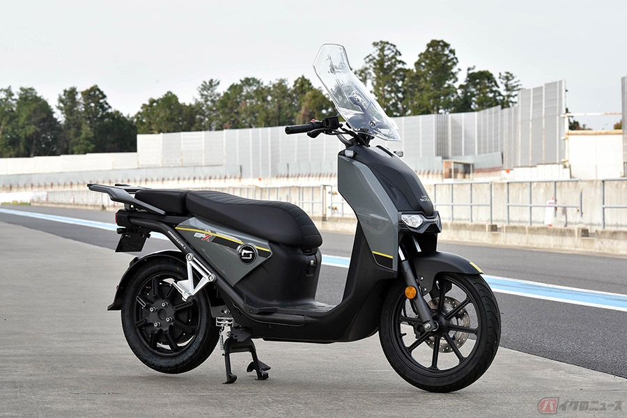 Super Soco電動スクーター Cpx 日本上陸 大容量バッテリー採用で最大140km航続 バイクのニュース