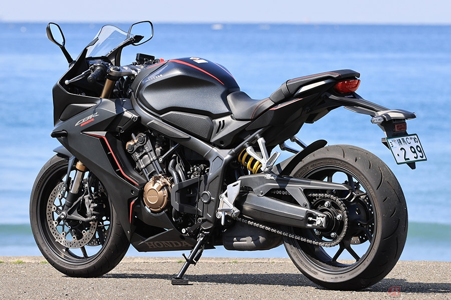 ホンダ Cbr650r の直4エンジンに思わず笑みがこぼれる ほどよいバランスのスーパースポーツモデルとは バイクのニュース ホンダ Cbr650r の直4エンジンに思わず笑みがこぼれる ほどよいバランスのスーパースポーツモデルとは バイクのニュース