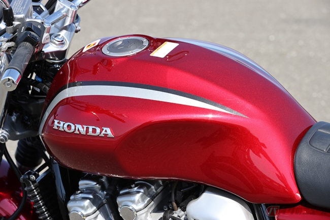 CB1100 燃料タンク the「燃費」最後の空冷4気筒か？ ホンダ「CB1100EX」の魅力再発見