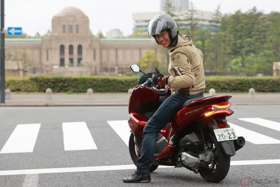 The 燃費 排気量プラス25ccの魅力とは ホンダ Pcx150 のツーリングで見つけた意外な実力 バイクのニュース