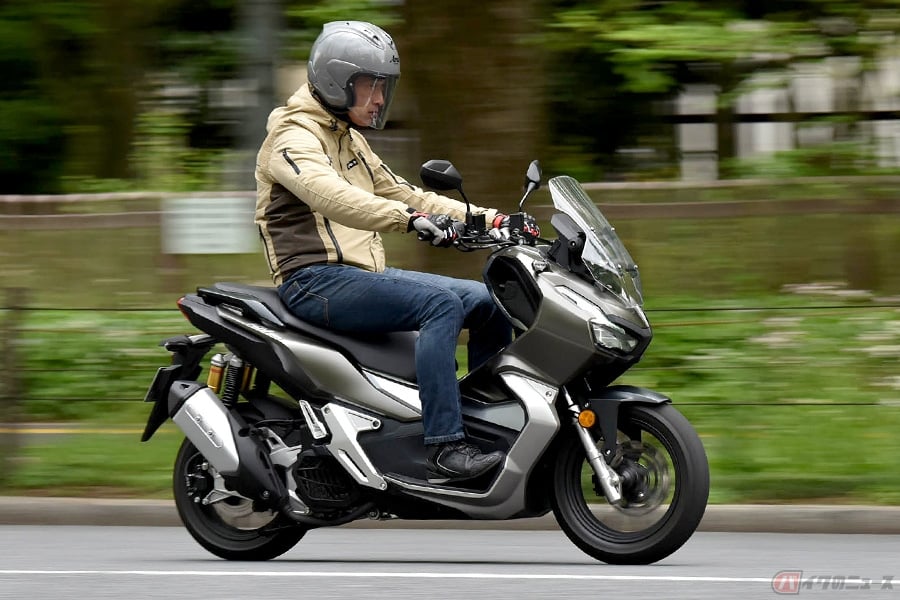 The 燃費 アドベンチャースタイルの軽二輪スクーター ホンダ Adv150 が持つ素質は相当ニッチ バイクのニュース