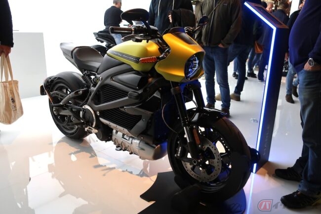 ドゥカティが計7機種の電動スクーター 自転車を発売 バイクのニュース