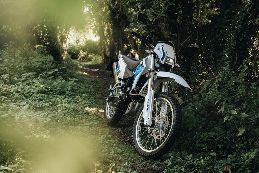 Sinnis Blade X イングランド発の希少な原二オフロードモデルとは バイクのニュース