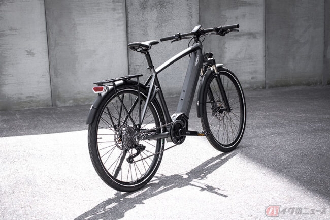 トライアンフ初の電アシ「Trekker GT」シマノ製ユニットの採用で150km 