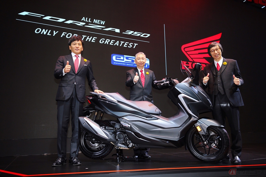 ホンダ新型 フォルツァ350 世界初公開 日本への導入は バイクのニュース