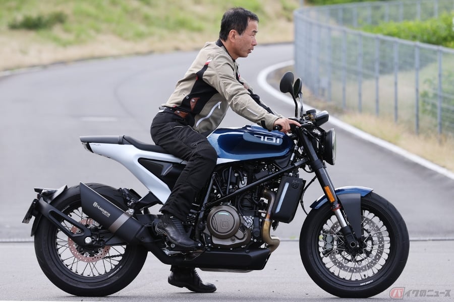 好きなバイクに乗ればいい 足つき性の不安は身体を大きく使って克服する バイクのニュース 好きなバイクに乗ればいい 足つき性の不安は身体を大きく使って克服する バイクのニュース