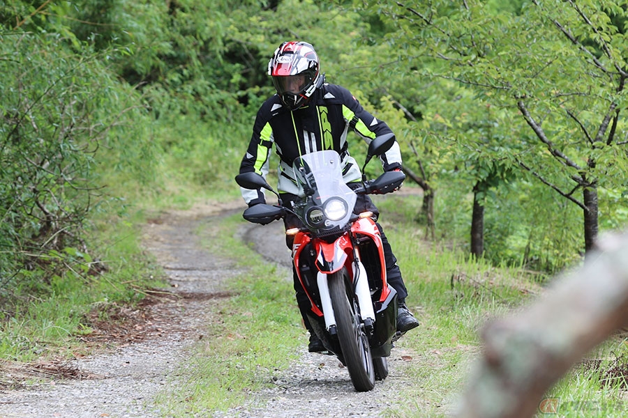 ダカールラリーに求められる速くてタフなマシンがモチーフ ホンダ Crf250ラリー ローダウン仕様はどうだ バイクのニュース