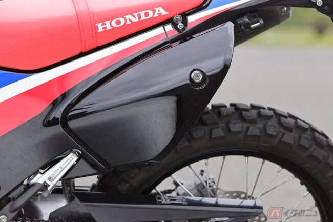 ダカールラリーに求められる速くてタフなマシンがモチーフ ホンダ Crf250ラリー ローダウン仕様はどうだ バイクのニュース ダカールラリーに求められる速くてタフなマシンがモチーフ ホンダ Crf250ラリー ローダウン仕様はどうだ バイクのニュース