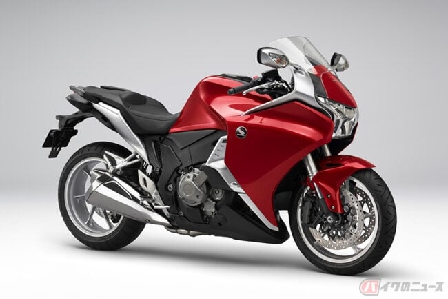 ホンダ デュアルクラッチトランスミッション 登場から10年 欧州で14万台以上を販売 バイクのニュース ホンダ デュアルクラッチトランスミッション 登場から10年 欧州で14万台以上を販売 バイクのニュース