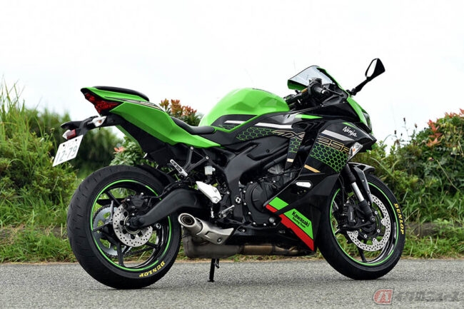 カワサキ「Ninja ZX-25R」には昨今のバイクが忘れかけている魅力が カワサキ「Ninja ZX-25R」には昨今のバイクが忘れかけている魅力が