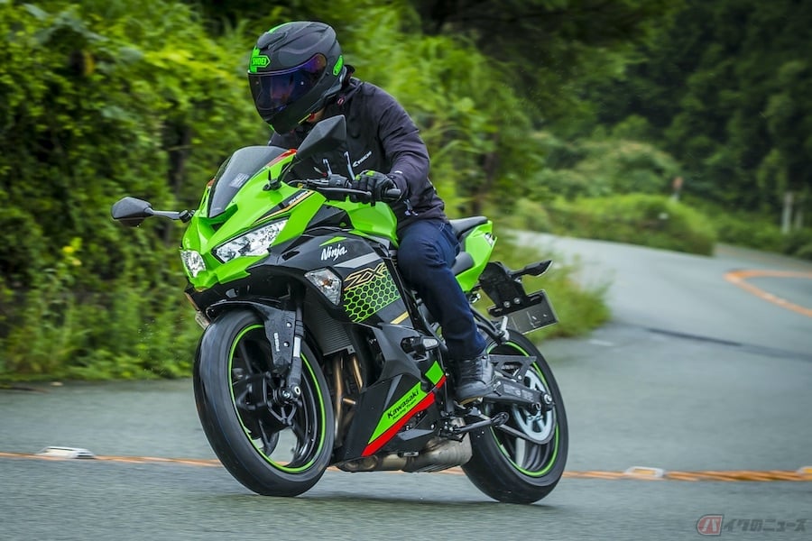 カワサキ Ninja Zx 25r 公道試乗で感じたクイックシフターの恩恵 オススメはse バイクのニュース カワサキ Ninja Zx 25r 公道試乗で感じたクイックシフターの恩恵 オススメはse バイクのニュース