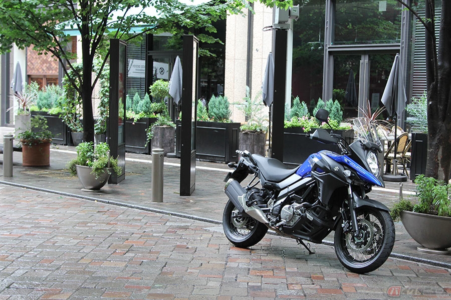 The 燃費 優秀なバイプレイヤー スズキ Vストローム650xt の多彩さを再確認 バイクのニュース The 燃費 優秀なバイプレイヤー スズキ Vストローム650xt の多彩さを再確認 バイクのニュース