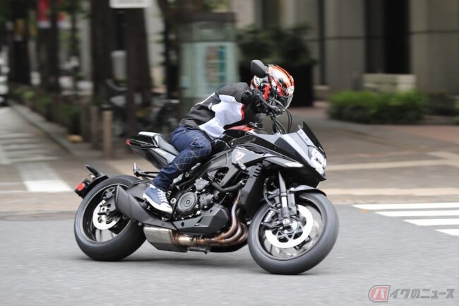 年秋冬ライディングウエア情報 今年もアウトドアテイストが人気の兆し パンツ編 バイクのニュース