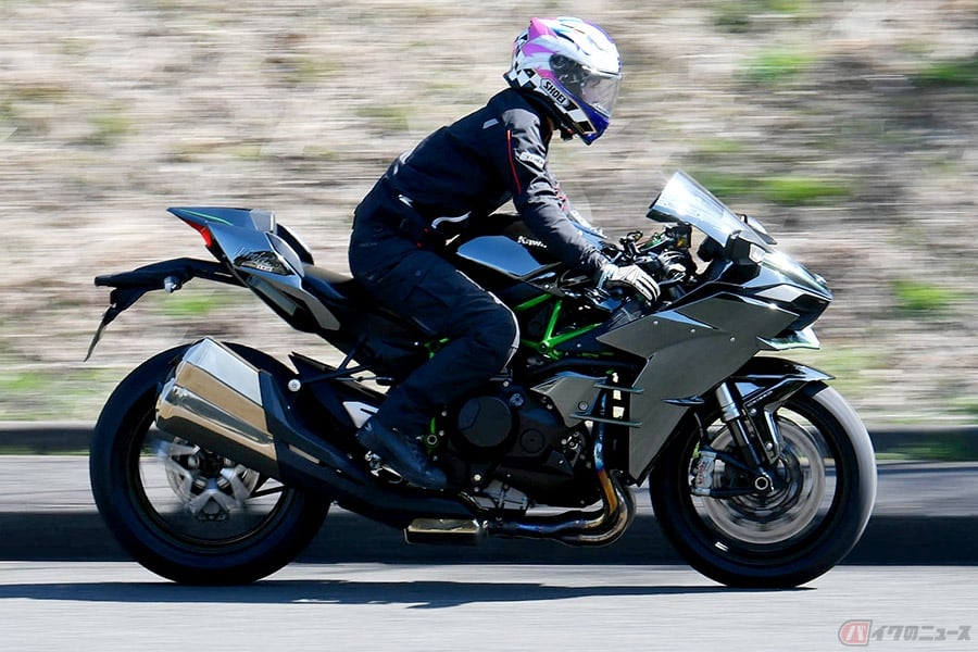 Ninja H2 H2r ティーザー動画怒濤の26本 14年カワサキはなぜ動画でプロモーションを行なったのか バイクのニュース Ninja H2 H2r ティーザー動画怒濤の26本 14年カワサキはなぜ動画でプロモーションを行なったのか バイクのニュース