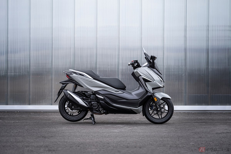 ホンダ フォルツァ350 21年モデル公開 排気量増加でよりスピーディに バイクのニュース ホンダ フォルツァ350 21年モデル公開 排気量増加でよりスピーディに バイクのニュース