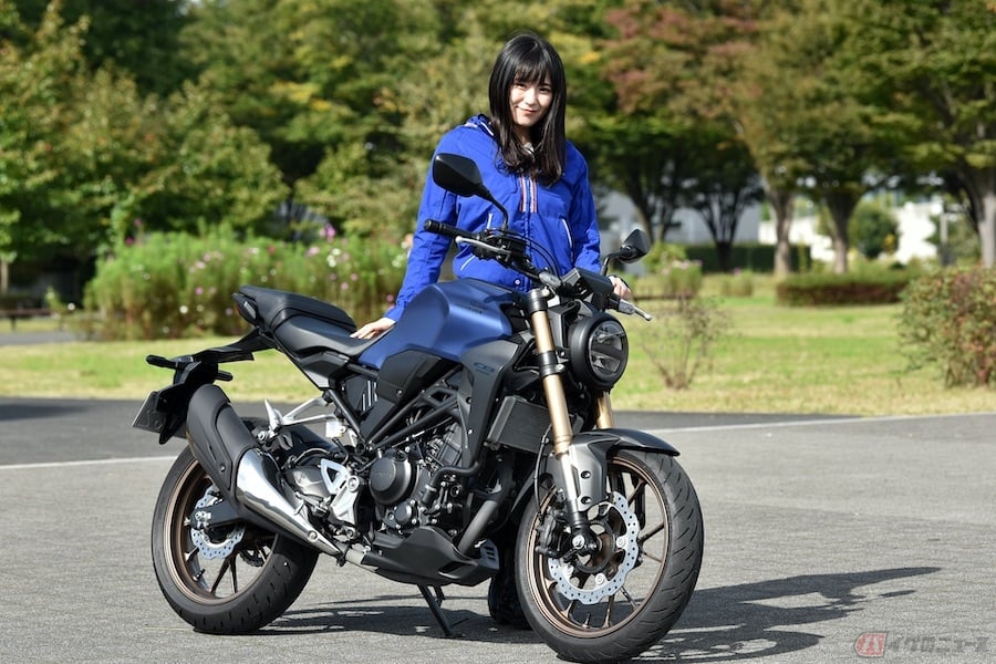 楽しくてすぐに友だちになれちゃう ホンダのスポーツネイキッドcb250rに 初心者女子ライダーが乗ってみました バイクのニュース 楽しくてすぐに友だちになれちゃう ホンダのスポーツネイキッドcb250rに 初心者女子ライダーが乗ってみました バイクのニュース