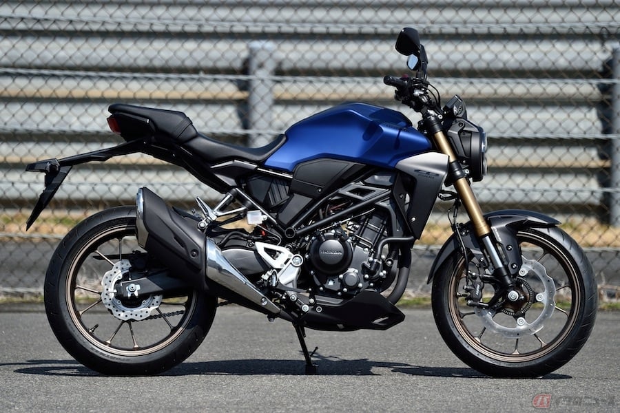 楽しくてすぐに友だちになれちゃう ホンダのスポーツネイキッドcb250rに 初心者女子ライダーが乗ってみました バイクのニュース 楽しくてすぐに友だちになれちゃう ホンダのスポーツネイキッドcb250rに 初心者女子ライダーが乗ってみました バイクのニュース