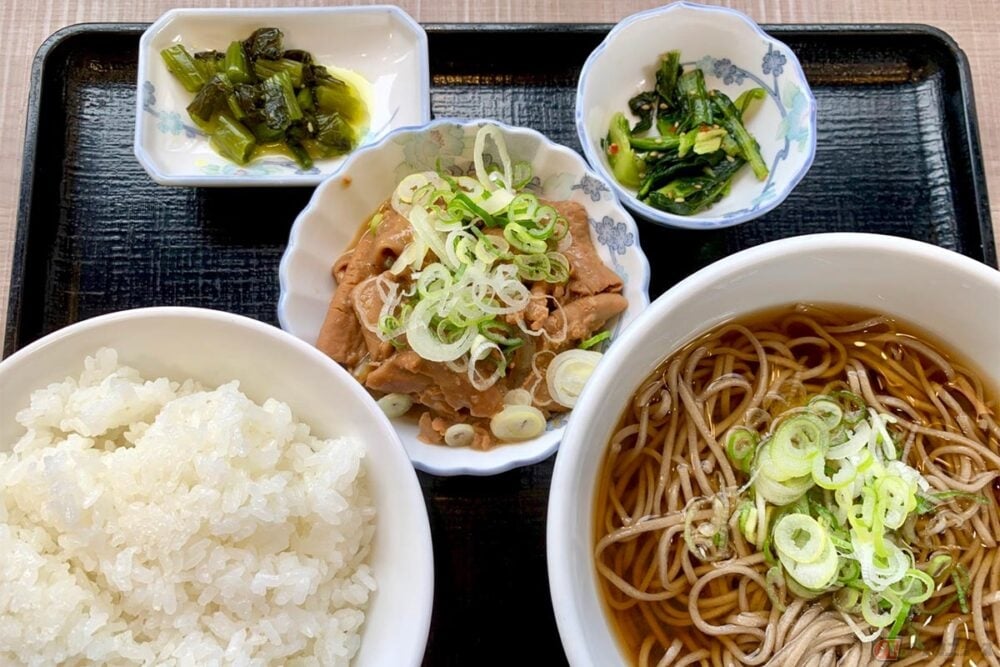 中央自動車道 八ヶ岳pa で食す意外な組み合わせの絶品 Pa飯 バイクで行く高速道路グルメ バイクのニュース 中央自動車道 八ヶ岳pa で食す意外な組み合わせの絶品 Pa飯 バイクで行く高速道路グルメ バイクのニュース