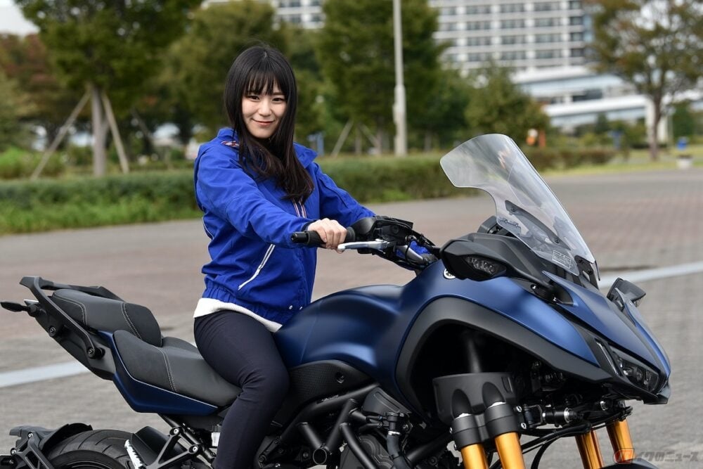 バイク初心者の女性ライダーが ヤマハの前2輪 後1輪の3輪バイクのlmwシリーズにファーストコンタクト その印象とは バイクのニュース