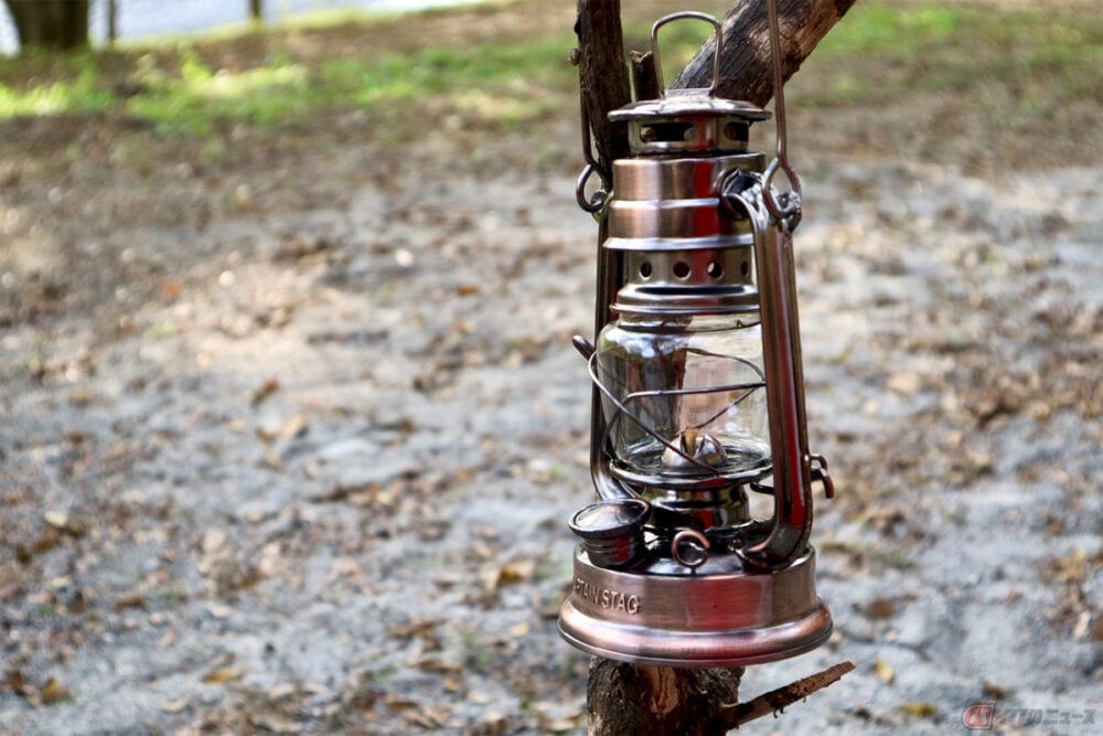 キャンプツーリングに最適なランタンを考える 持ち運び便利で雰囲気も演出してくれるアイテムは バイクのニュース キャンプツーリングに最適なランタンを考える 持ち運び便利で雰囲気も演出してくれるアイテムは バイクのニュース