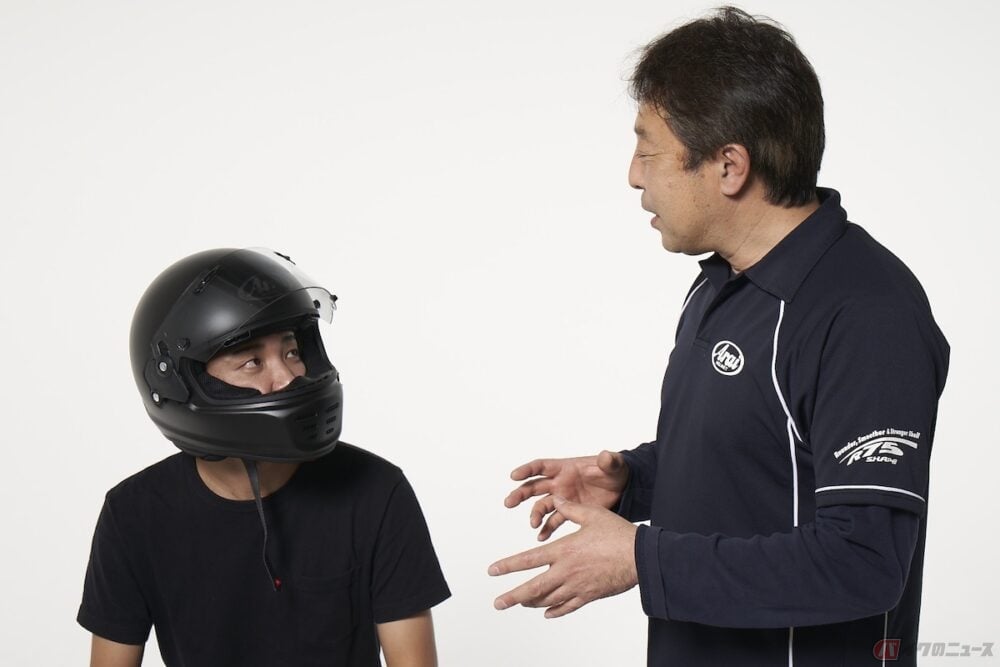 それ ヘルメットのサイズあってます 意外と知らないヘルメットの選び方をヘルメットのプロに聞いてみました バイクのニュース それ ヘルメットのサイズあってます 意外と知らないヘルメットの選び方をヘルメットのプロに聞いてみました バイクのニュース