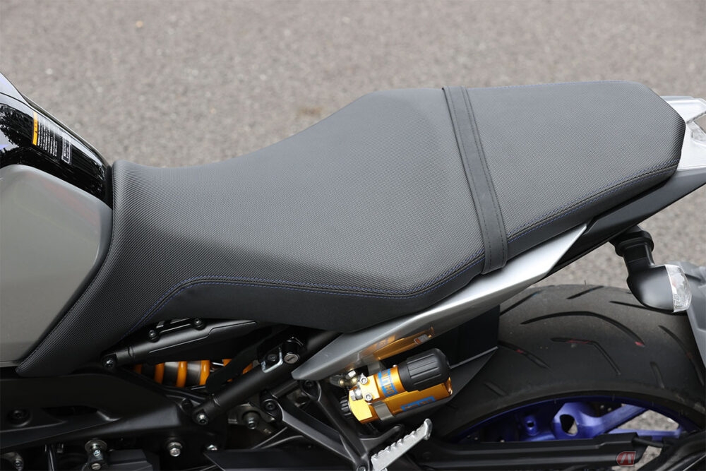 3気筒エンジンに独特のスタイリング 希有な存在のヤマハ「MT-09 SP」は