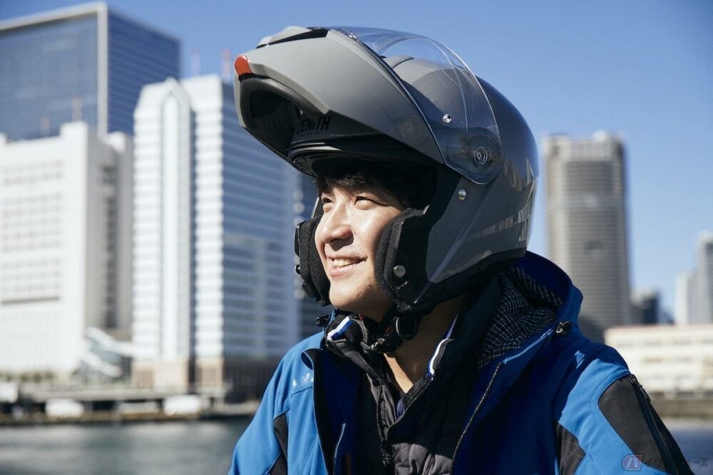 フルフェイスなのにヘルメットを被ったまま水が飲める システムヘルメットって知っていますか バイクのニュース フルフェイスなのにヘルメットを被ったまま水が飲める システムヘルメットって知っていますか バイクのニュース