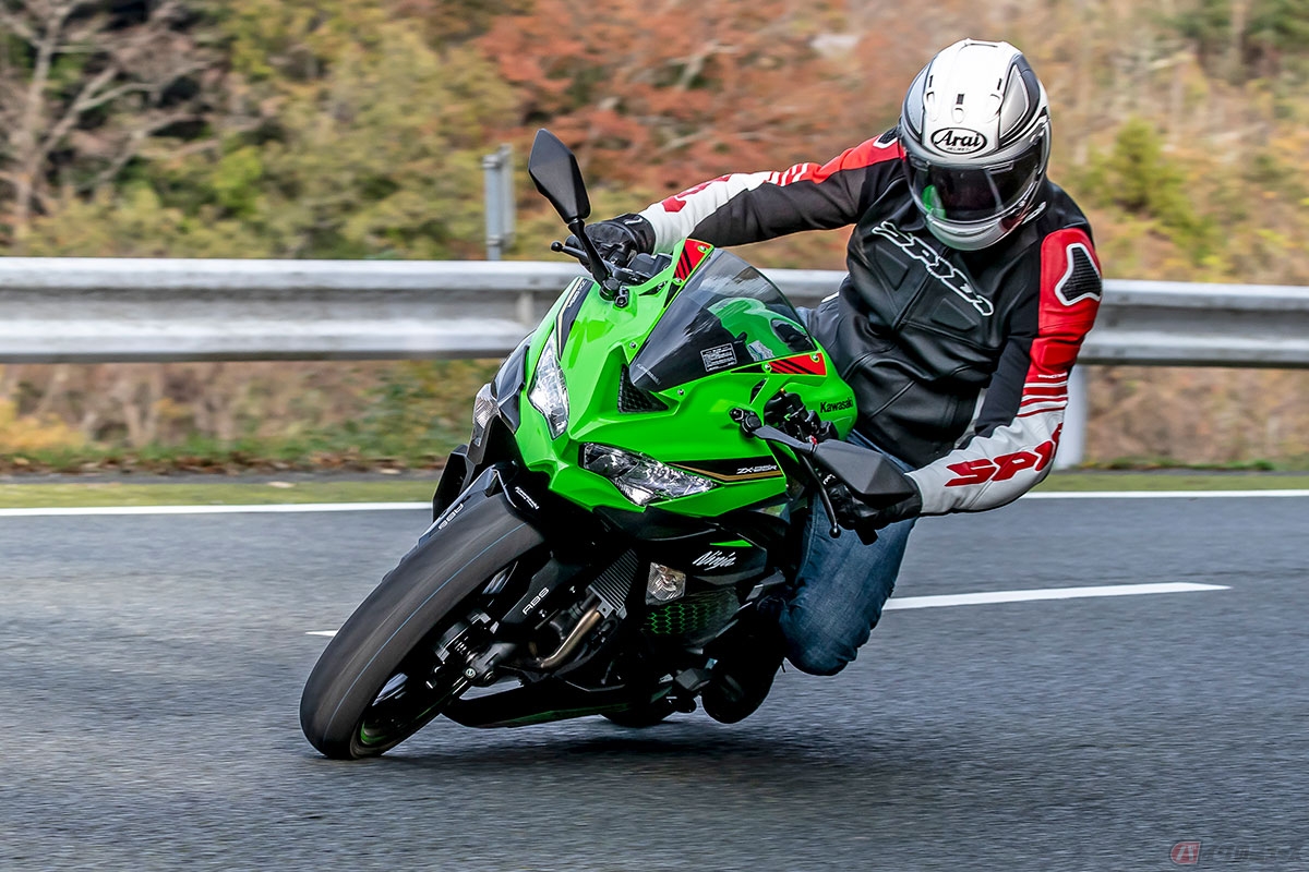 期待と驚きとともに登場したカワサキ「Ninja ZX-25R」 クラスを超えた