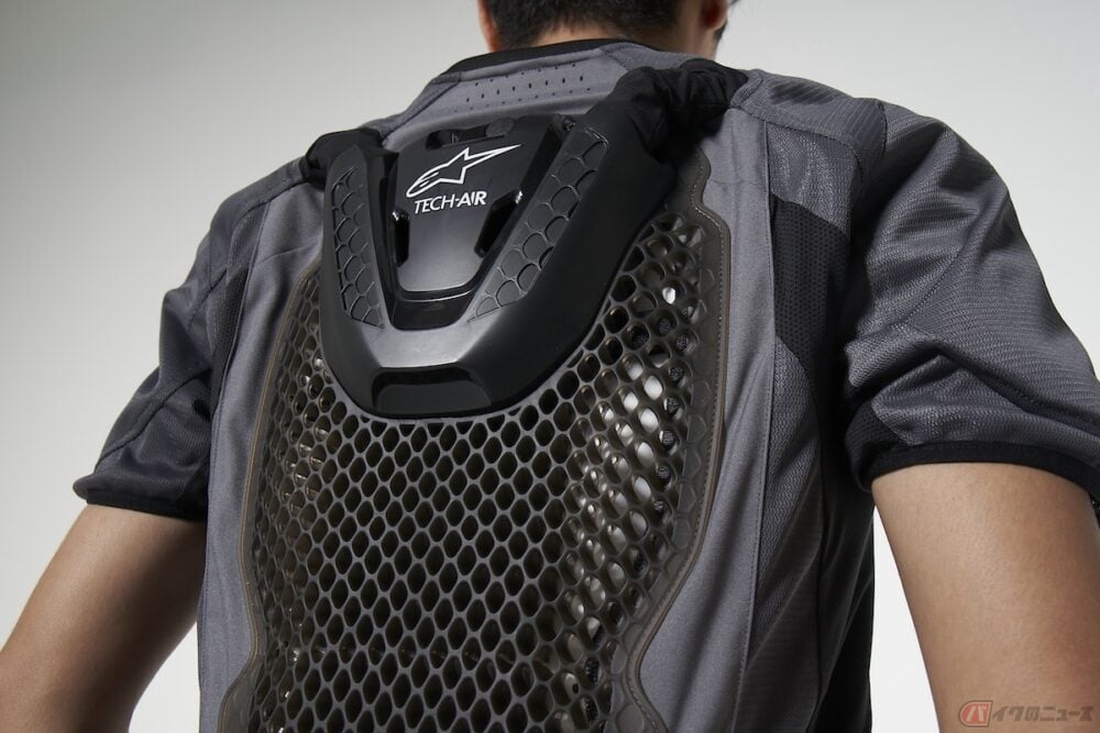 究極の盾 バイク用エアバッグが身近になってきた バイクのニュース 究極の盾 バイク用エアバッグが身近になってきた バイクのニュース