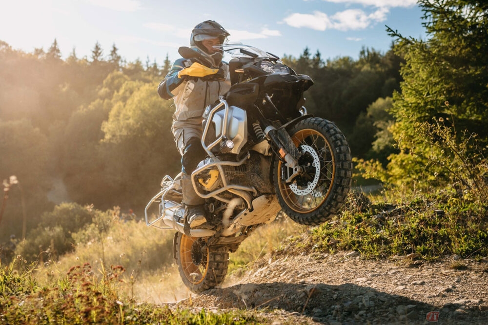 BMW Motorradæ°åãR 1250 GSããR 1250 GSã¢ããã³ãã£ã¼ãçºå£²æ±ºå® ç¹å¥ã«ã©ã¼ã40 years GS editionãã | ãã¤ã¯ã®ãã¥ã¼ã¹