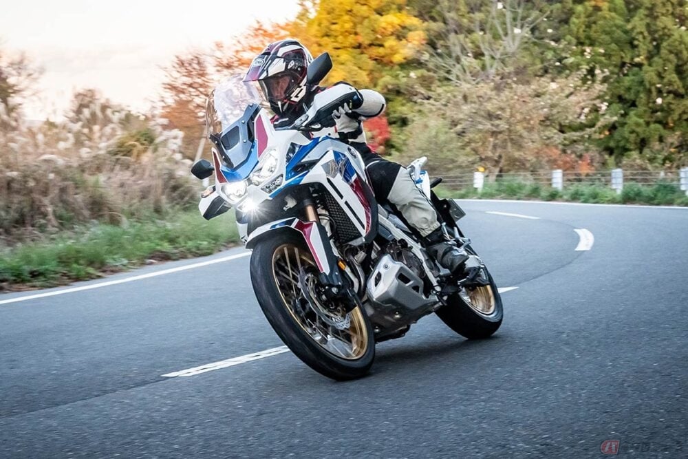 The 燃費 容量24lタンクで夢見る冒険ツアラー ホンダ Crf1100lアフリカツイン アドベンチャースポーツes Dct 実走計測 バイクのニュース The 燃費 容量24lタンクで夢見る冒険ツアラー ホンダ Crf1100lアフリカツイン アドベンチャースポーツes Dct 実走計測 バイクのニュース
